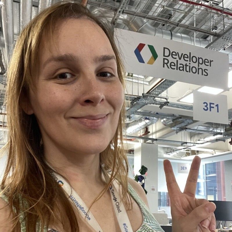 Picture of Daniela Petruzalek